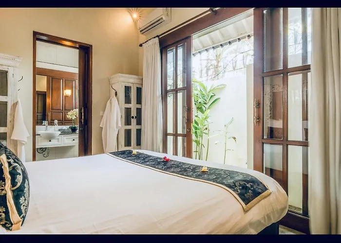 Villa Romantic Getaway Seminyak